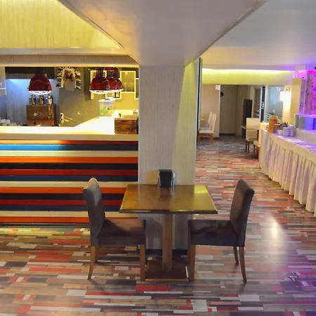 Comfort Downtown 4* イスタンブール